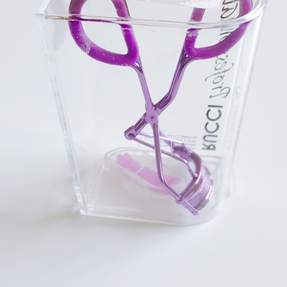 RUCCI Professional Eyelash Curler with 2 Silicone Refill Pads - Picture 6 of 8